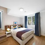 Lux London South Kensington