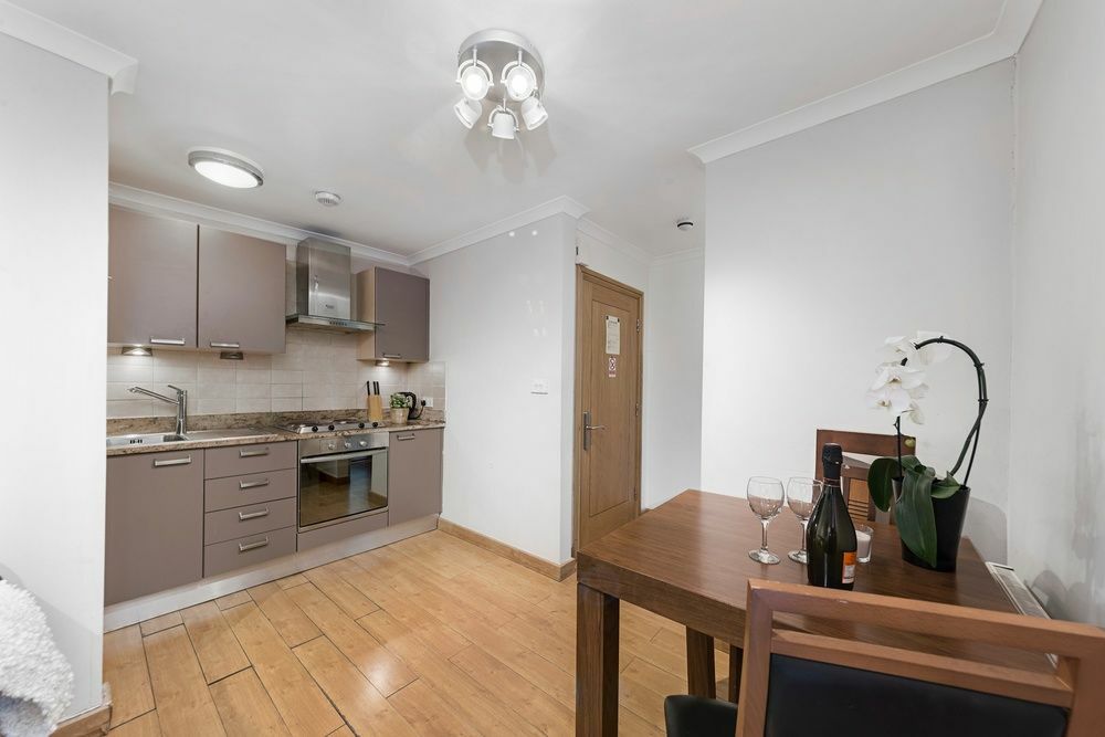 Lux South Kensington 3*