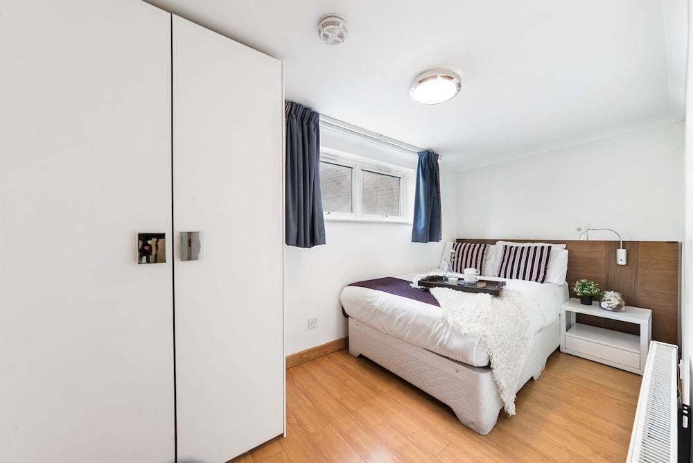 Lux South Kensington Hotel 3*